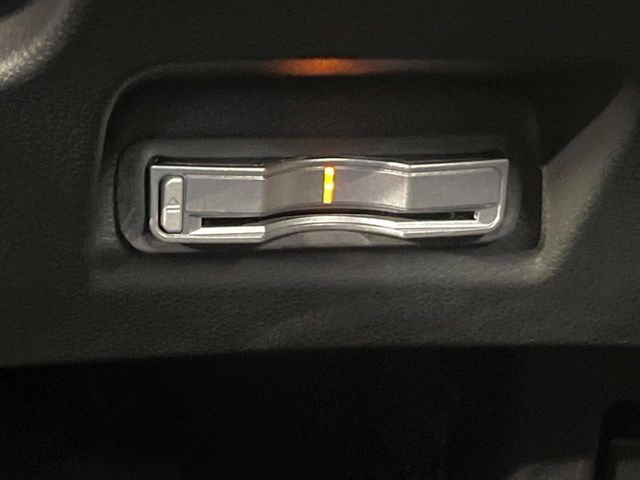 HONDA JADE HYBRID 2015