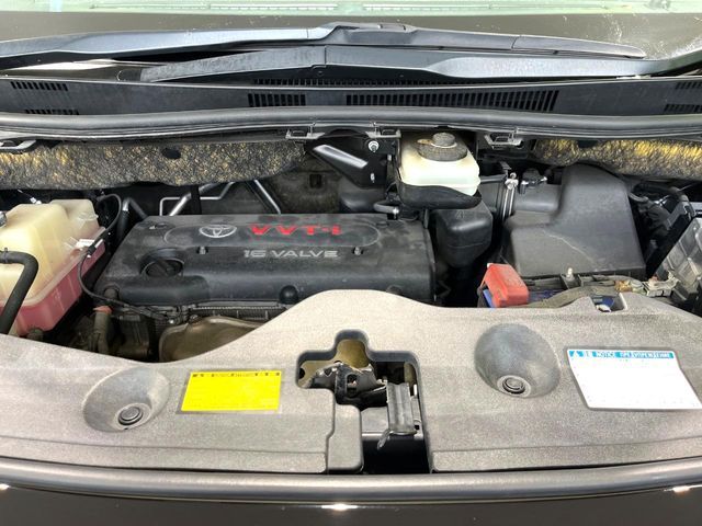 TOYOTA VELLFIRE 2013