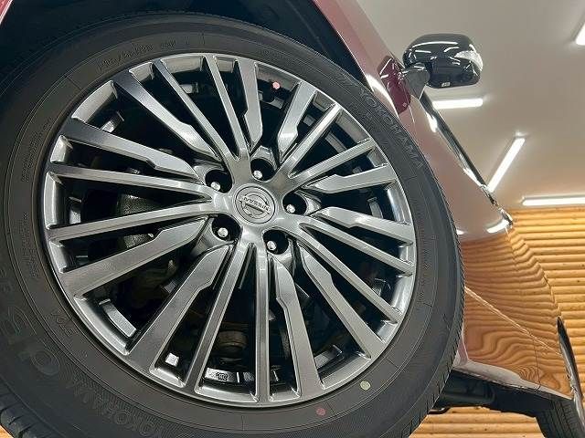 NISSAN ELGRAND  4WD 2022