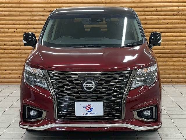NISSAN ELGRAND  4WD 2022