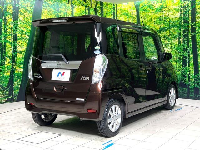 NISSAN DAYZ ROOX 2018