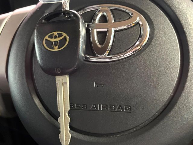 TOYOTA FJ CRUISER 4WD 2015