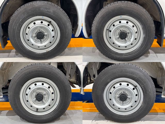 MAZDA SCRUM van 4WD 2009