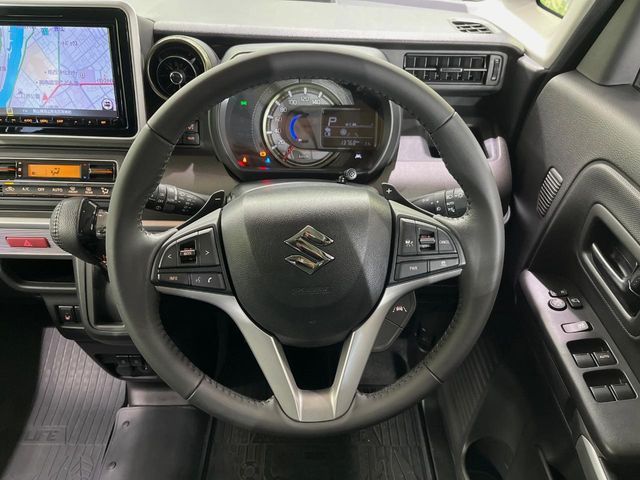 SUZUKI Spacia GEAR 2023