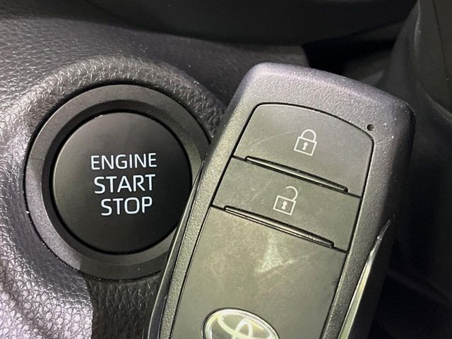 TOYOTA YARIS CROSS 2025