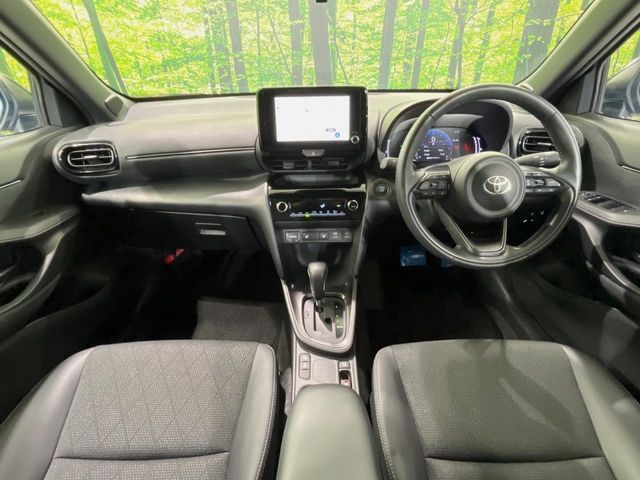 TOYOTA YARIS CROSS 2025