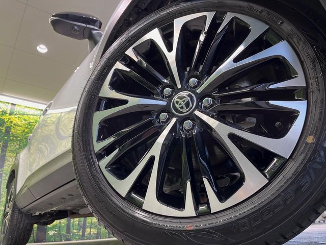 TOYOTA YARIS CROSS 2025