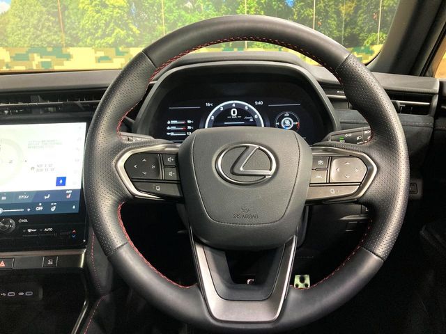 TOYOTA LEXUS LBX 2025