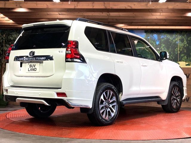 TOYOTA LANDCRUISER PRADO 2023