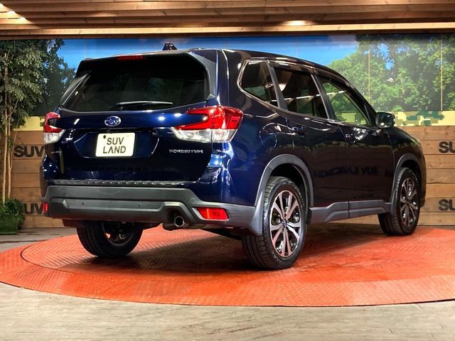 SUBARU FORESTER 2018