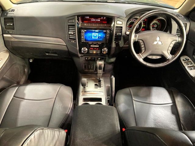 MITSUBISHI PAJERO wagon 2014