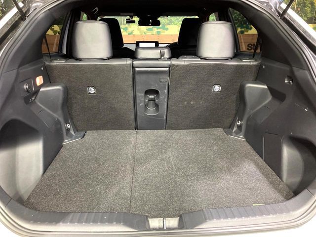 TOYOTA YARIS CROSS 2025