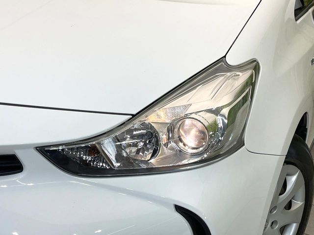 TOYOTA PRIUS Alpha 2018