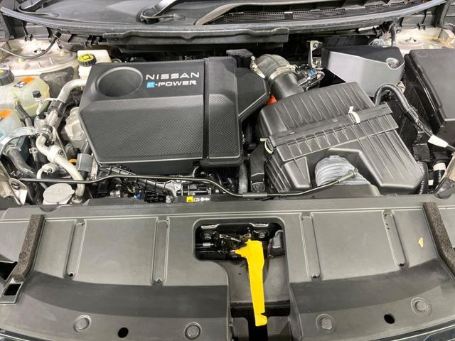 NISSAN X-TRAIL HYBRID 4WD 2024