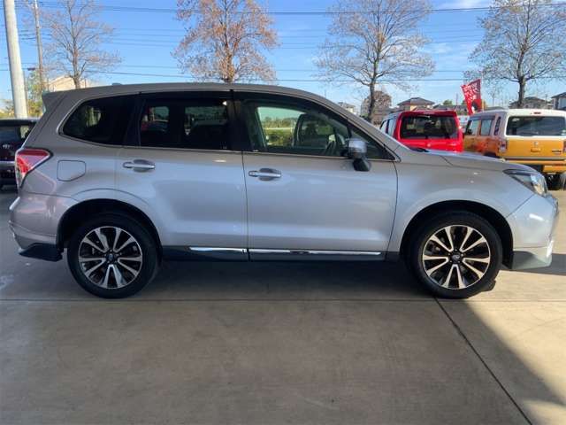 SUBARU FORESTER 2016