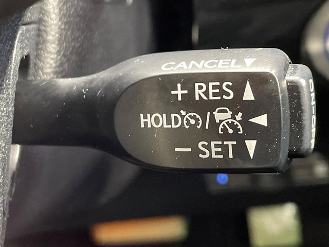 TOYOTA PRIUS PHV 2017