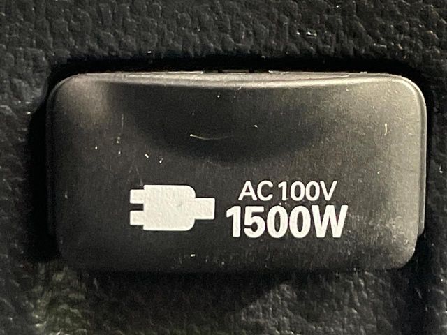 TOYOTA PRIUS PHV 2017