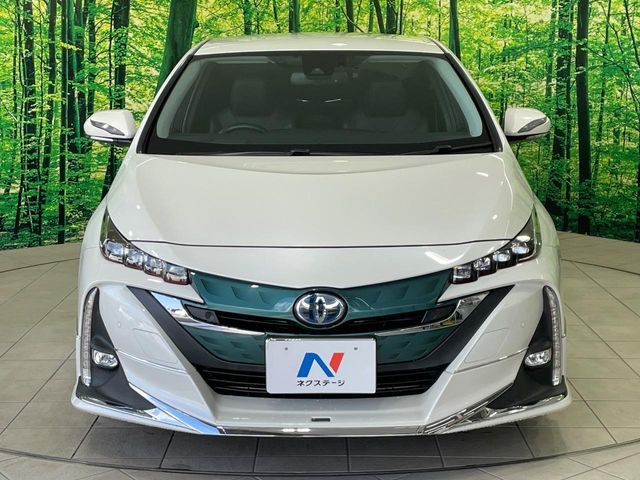 TOYOTA PRIUS PHV 2017