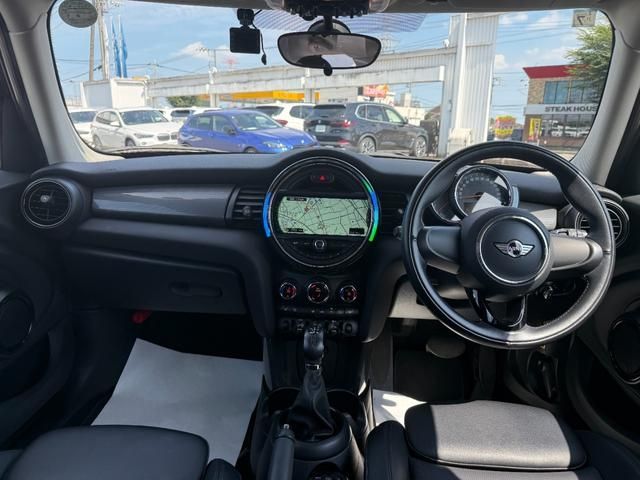 BMW MINI COOPER D 5DOOR 2018