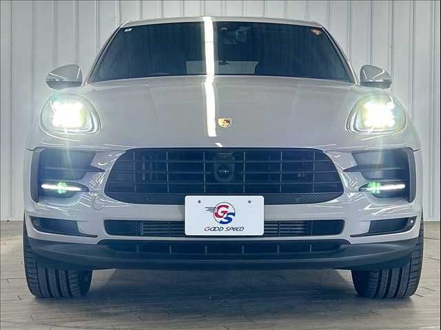 PORSCHE PORSCHE Macan 2020