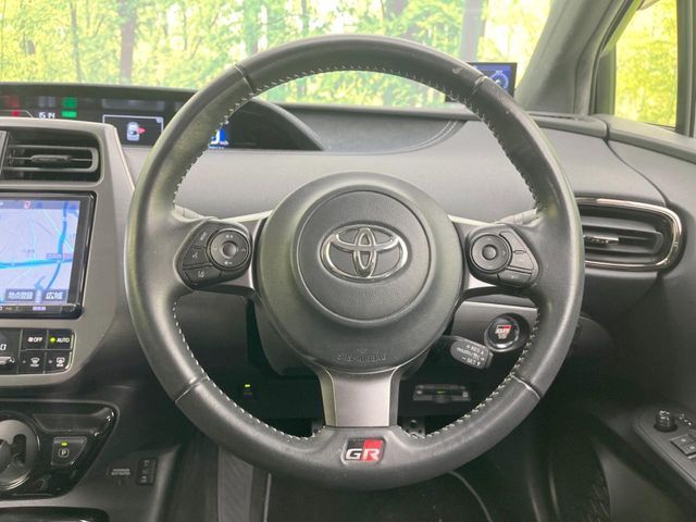 TOYOTA PRIUS PHV 2017