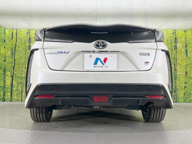 TOYOTA PRIUS PHV 2017