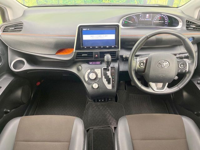 TOYOTA SIENTA HYBRID 2020