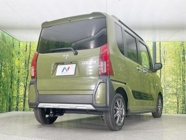 DAIHATSU TANTO FAN CROSS 2023