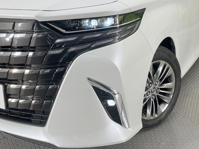 TOYOTA ALPHARD 2023