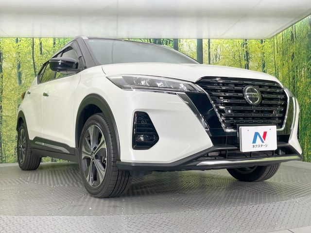 NISSAN KICKS 2022
