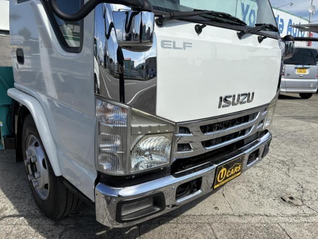 ISUZU ELF 2009