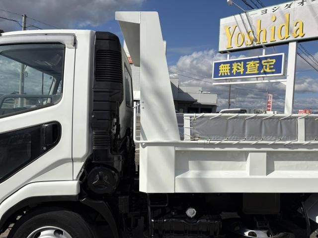 MITSUBISHI FUSOU FIGHTER 2011