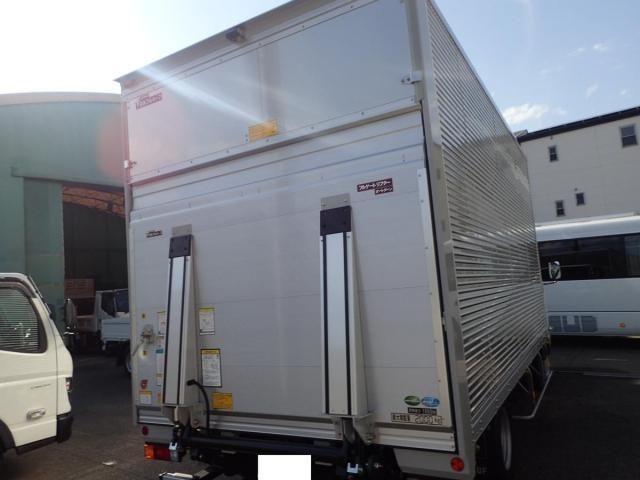 MITSUBISHI CANTER 2025