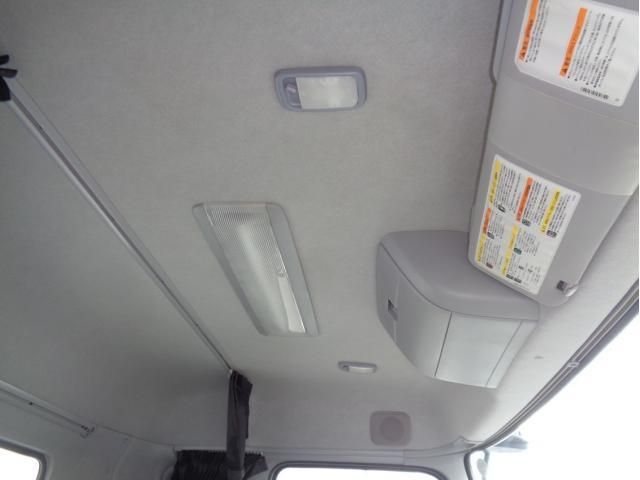 NISSAN DIESEL Quon 2021