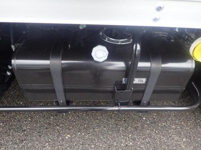 MITSUBISHI CANTER 2024