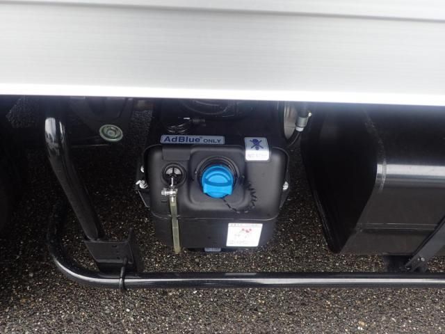 MITSUBISHI CANTER 2024