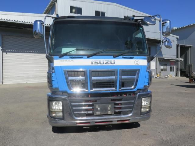 ISUZU GIGA 2012