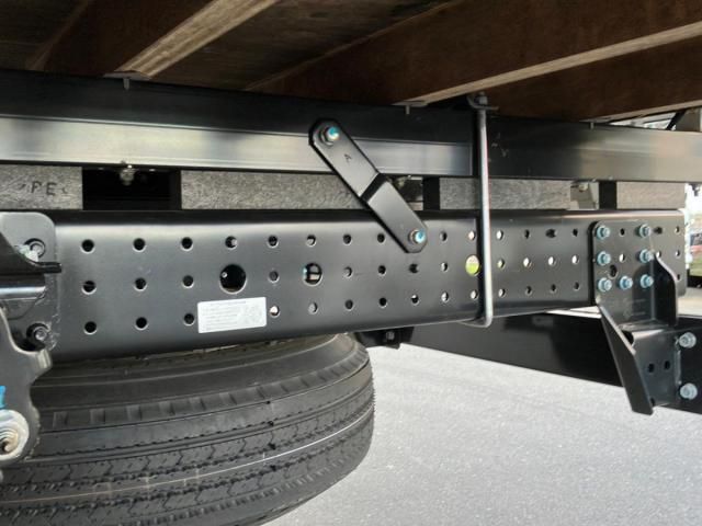 MITSUBISHI CANTER 2025