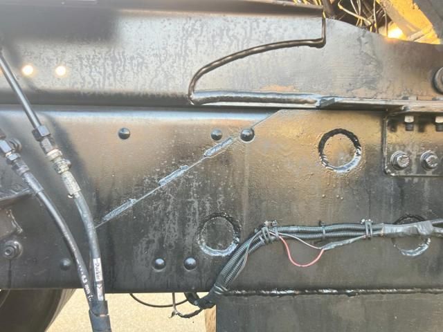 MITSUBISHI FUSOU SUPER GREAT 2016