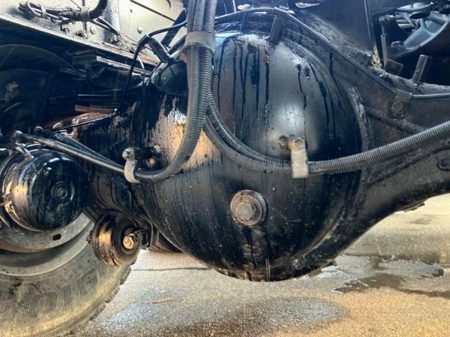 MITSUBISHI FUSOU SUPER GREAT 2016