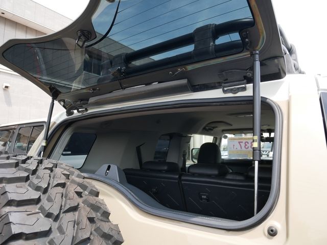 TOYOTA FJ CRUISER 4WD 2012