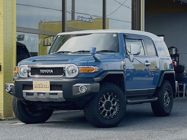 TOYOTA FJ CRUISER 4WD 2013