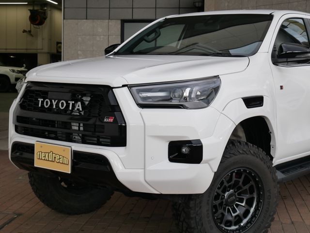 TOYOTA HILUX 4WD 2023