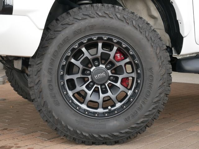 TOYOTA HILUX 4WD 2023