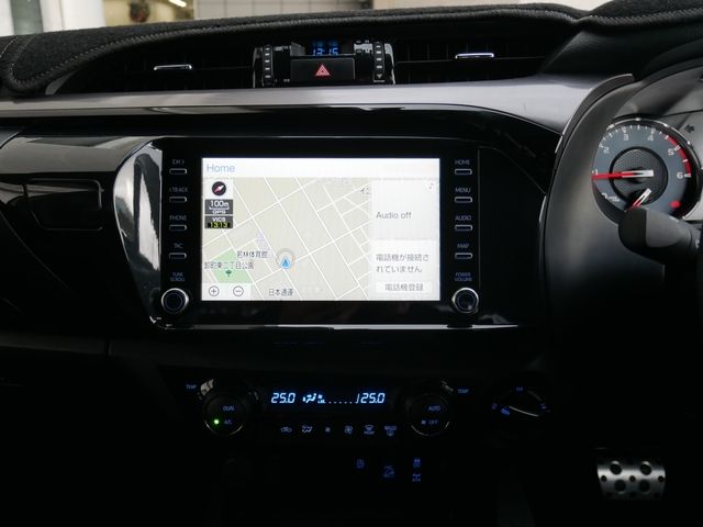 TOYOTA HILUX 4WD 2023