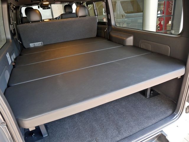 TOYOTA HIACE van 4WD 2022