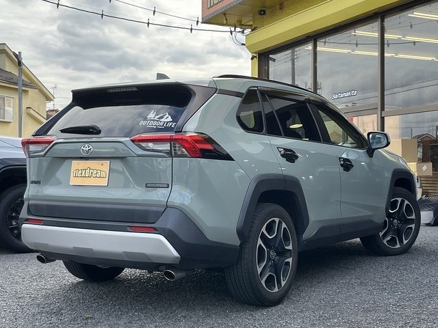 TOYOTA RAV4 4WD 2021