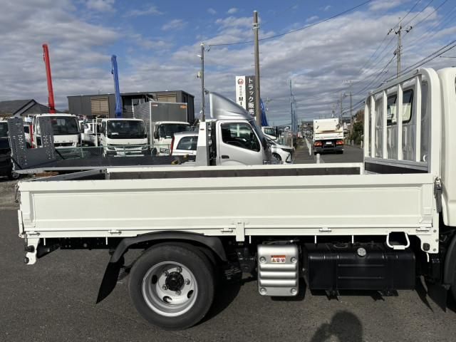 HINO DUTRO 2020