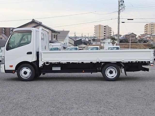 HINO DUTRO 2020
