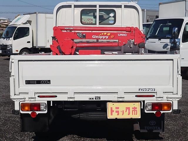 TOYOTA DYNA 2018